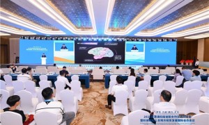 合十思维 首次亮相鲁港澳科技创新合作对接会，打造人形机器人“中国大脑”